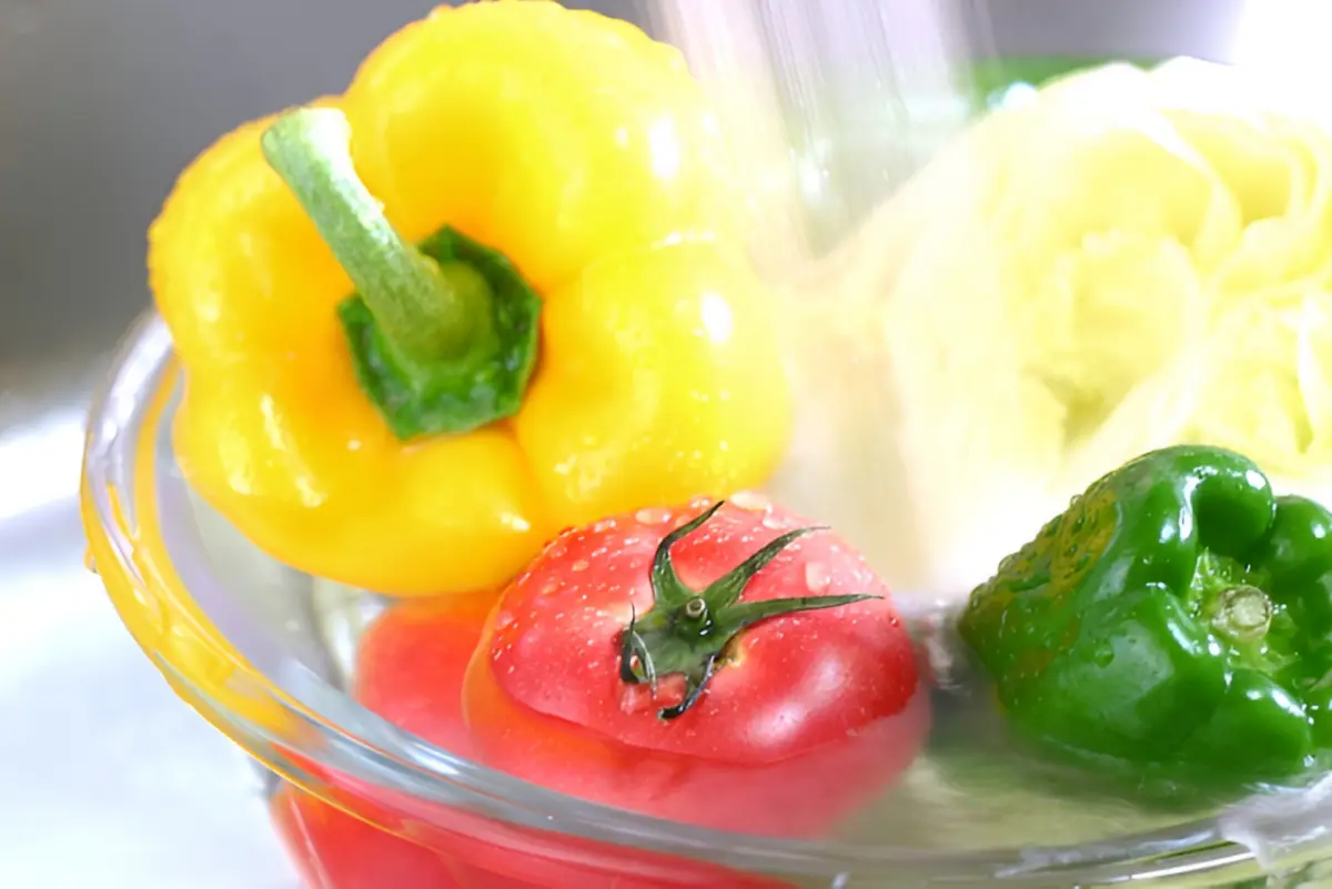 オゾン水で野菜を洗浄するイメージ