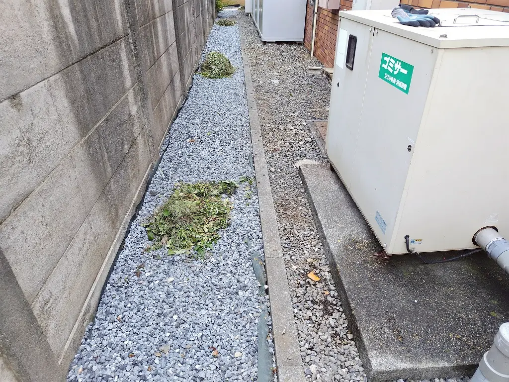 東京都の田無保育園様に屋外設置された生ごみ処理機「ゴミサー」の設置環境