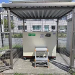 堆肥の取り出し作業がなくなり、給食室のスタッフ様の業務負担を劇的に軽減したクリーンな稼働風景